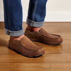 Moloā Men's Leather Slip On Shoes - Ray / Toffee | OluKai Men