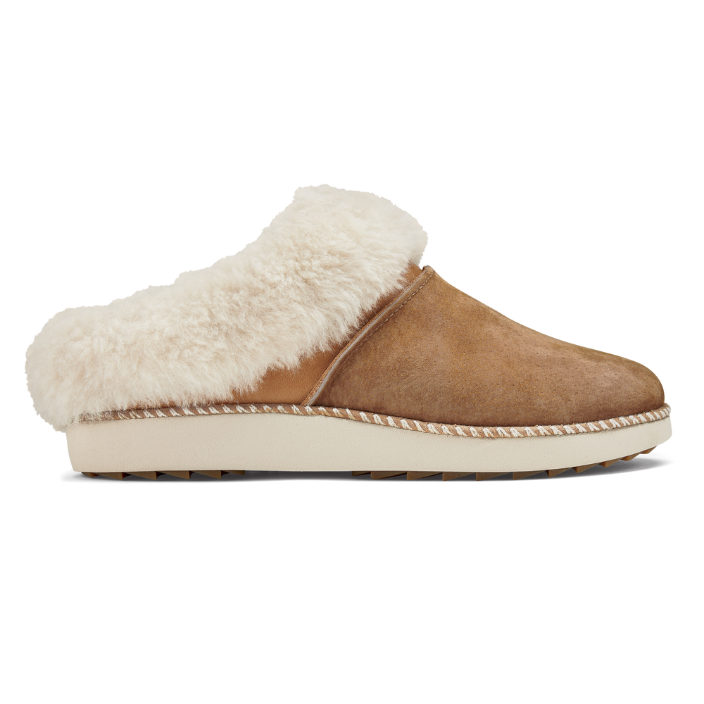 Ku‘i Women‘s Slip-On Slippers - Tan / Bone | OluKai Women
