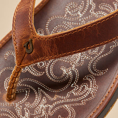 Paniolo Women’s Leather Beach Flip Flops - Natural | OluKai Women