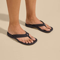 ‘Ohana Women's Best Selling Beach Sandals - Black | OluKai Women