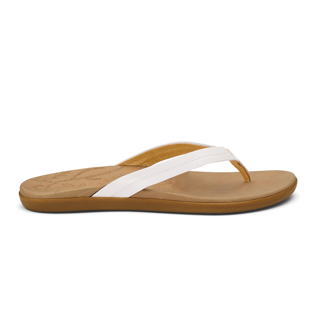 Honu Women’s Leather Sandals - Bright White / Golden Sand | OluKai Women