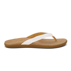 Honu Women’s Leather Sandals - Bright White / Golden Sand | OluKai Women