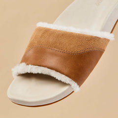 Olukai Hō‘ala Slide Slide Slipper Sandals - Tan / Puka | Women Indoor/Outdoor