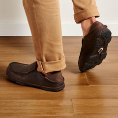 Olukai Moloā Leather Slip On Shoes - Dark Wood / Dark Java | Men Leather