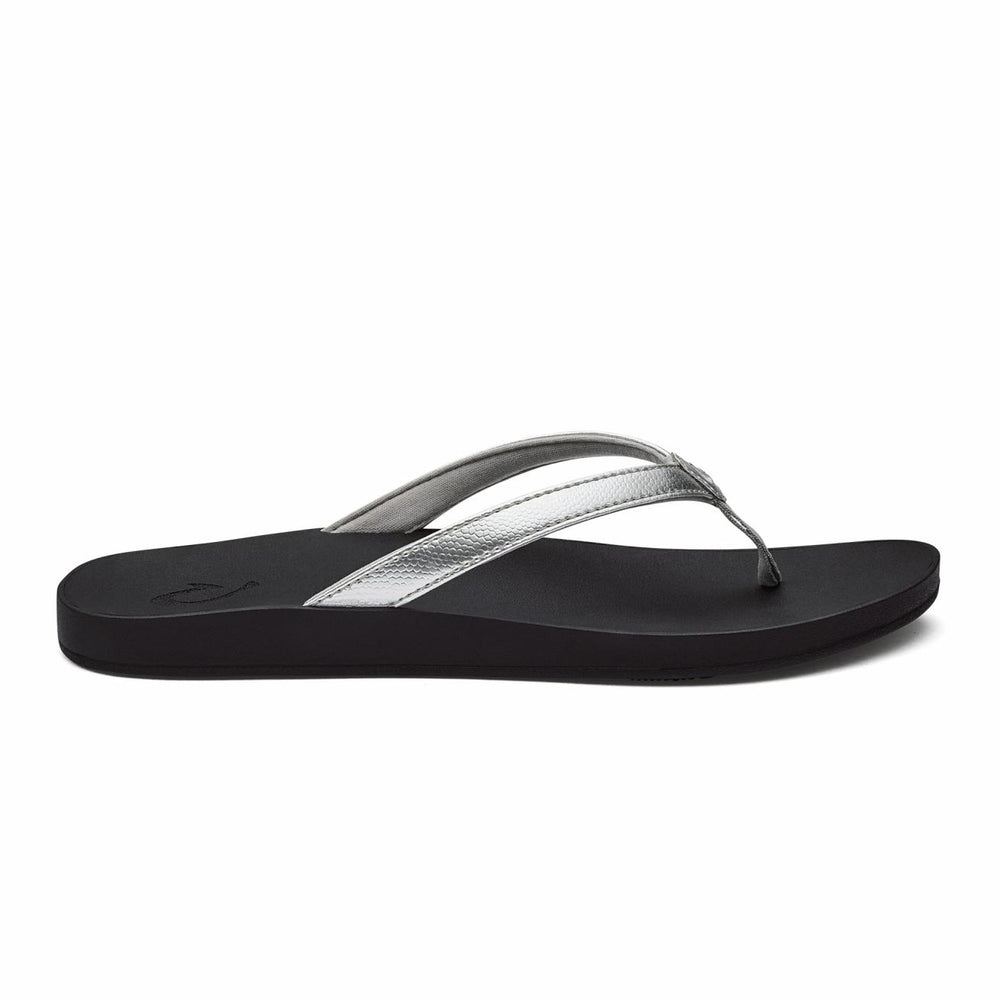 Olukai Puawe Beach Sandals - Silver / Black | Women Water-Friendly