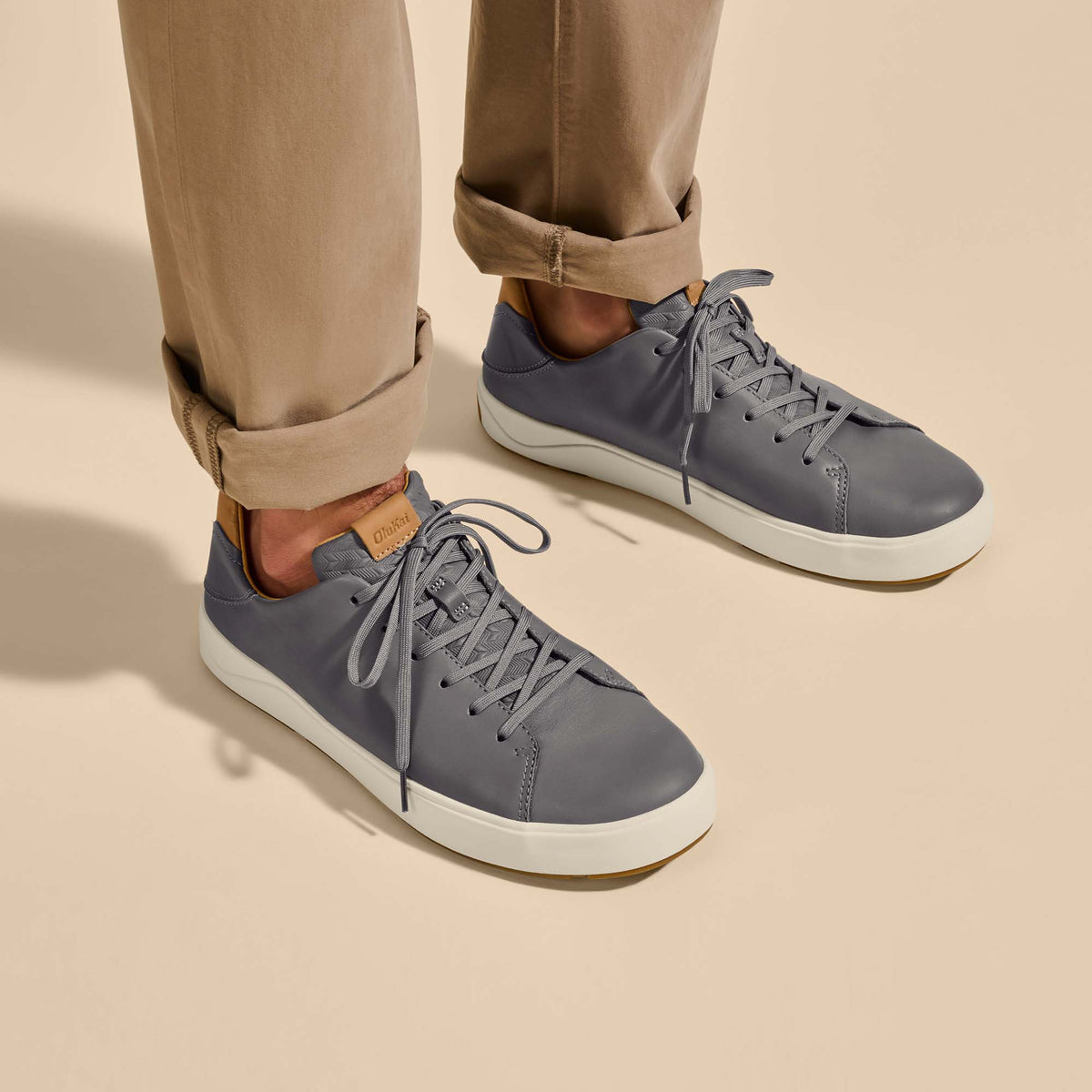 Lae‘ahi Lī ‘Ili Men's Leather Sneakers - Stone | OluKai Men