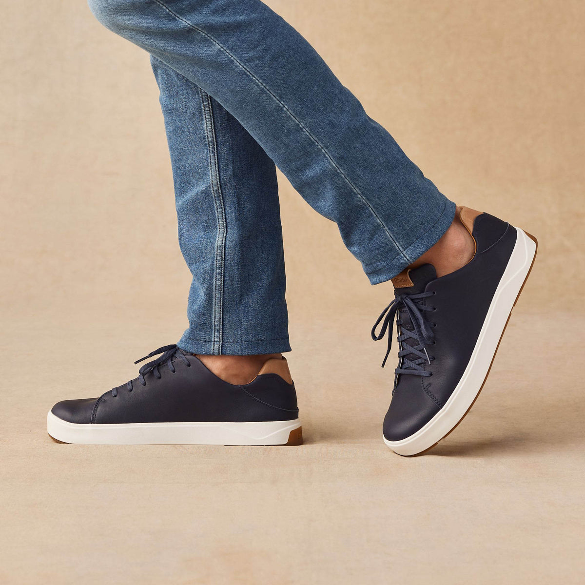 Lae‘ahi Lī ‘Ili Men's Leather Sneakers - Trench Blue | OluKai Men
