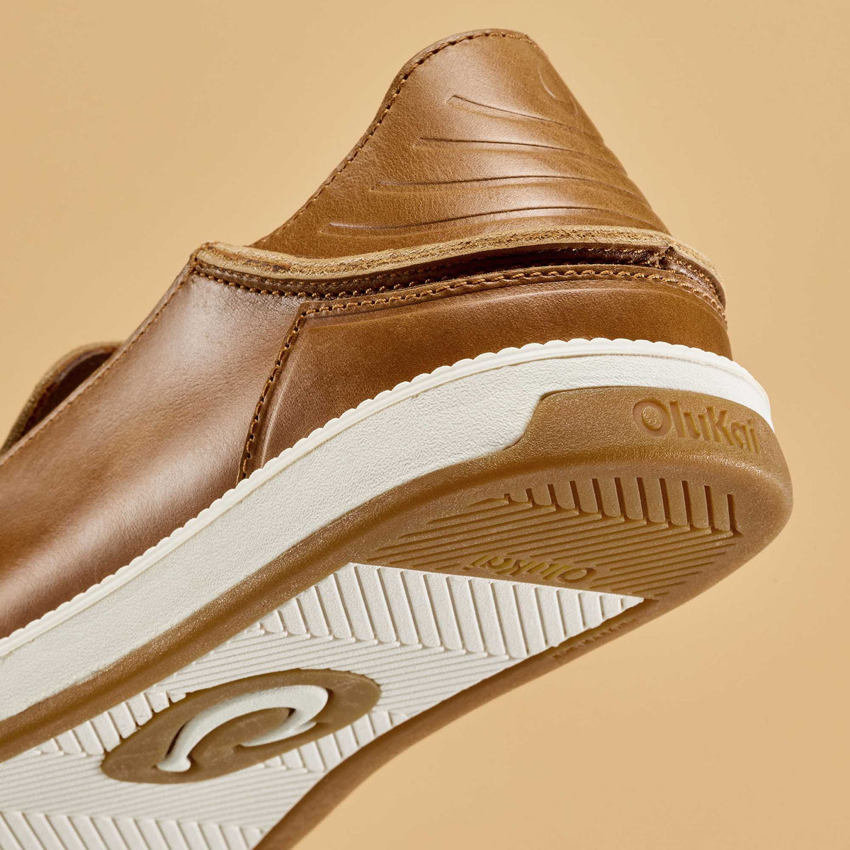 Kākaha Nia Men‘s Leather Slip-On Shoes - Fox | OluKai Men