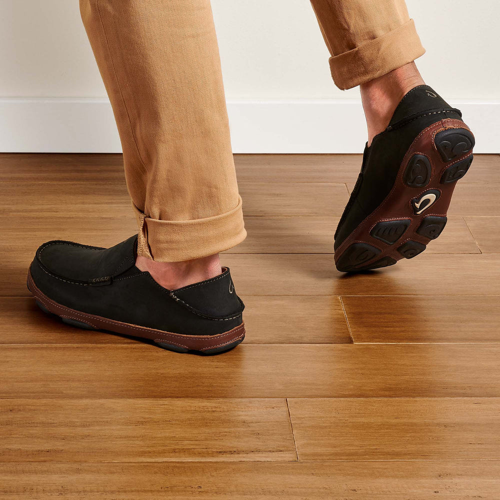 Moloā Men's Leather Slip On Shoes - Black / Toffee | OluKai Men