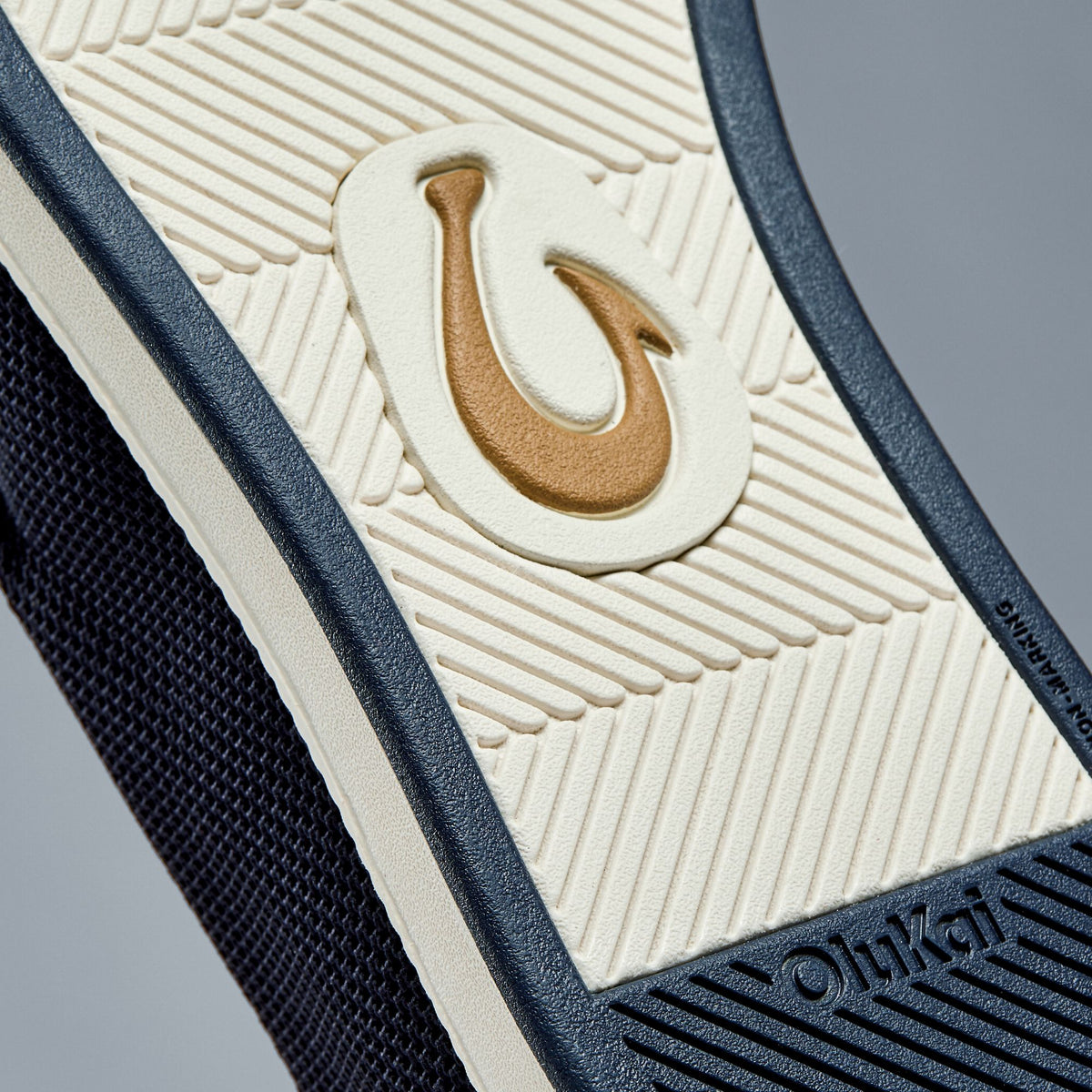 Kākaha Mesh Men‘s Slip-On Shoes - Navy | OluKai Men