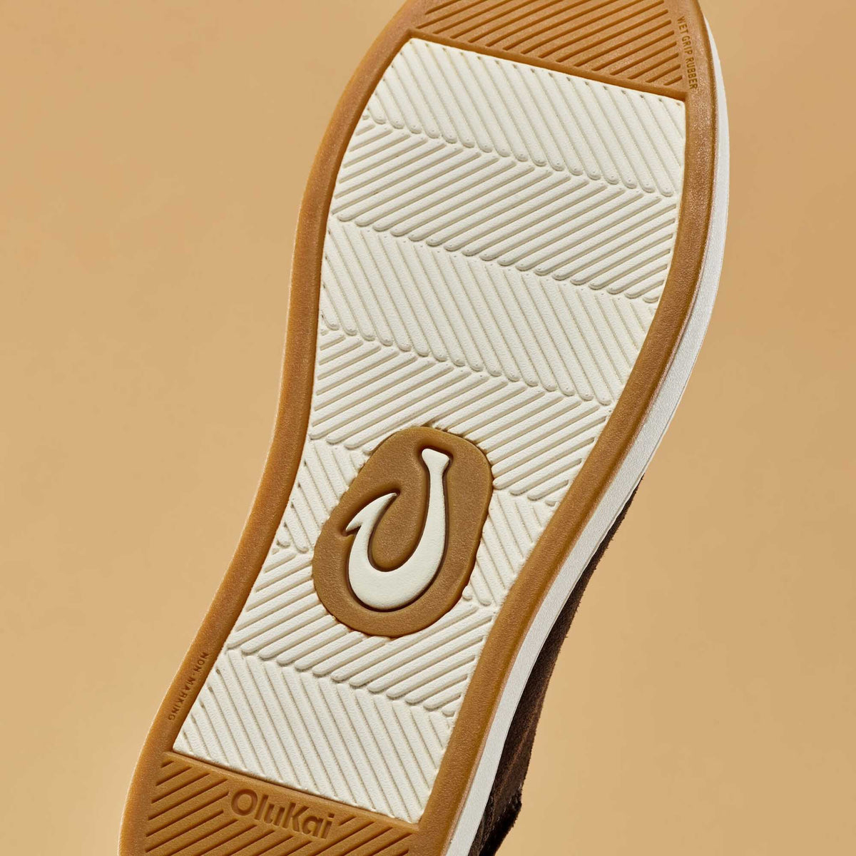 Kākaha Nia Men‘s Suede Slip-On Shoes - Dark Wood | OluKai Men
