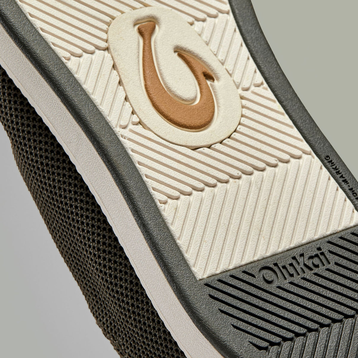 Kākaha Mesh Men‘s Slip-On Shoes - Nori | OluKai Men