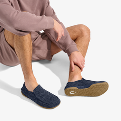 Moloā Hulu Men’s Wool Slippers - Trench Blue | OluKai Men