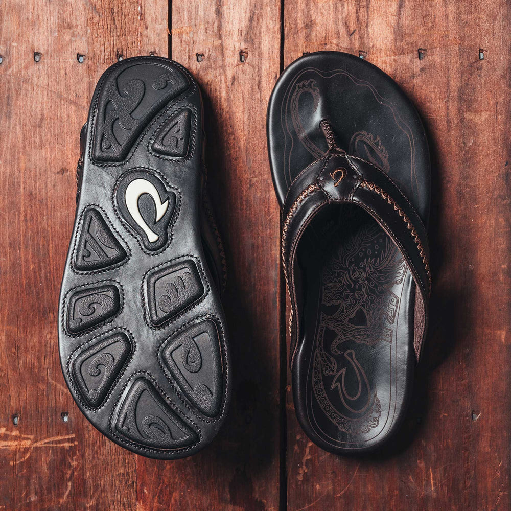 Mea Ola Men's Leather Beach Sandals - Dark Java | OluKai Men