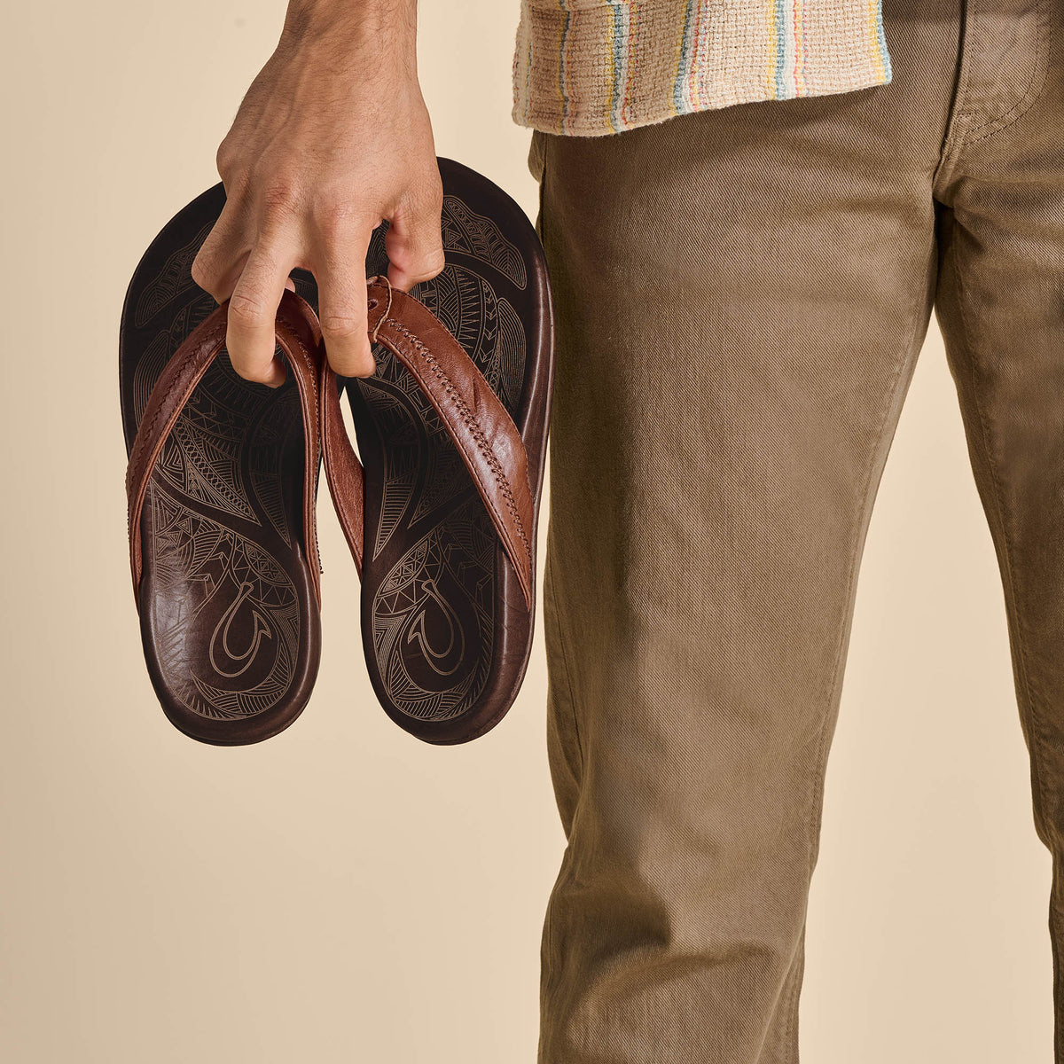 Hiapo - Rum / Dark Wood Men’s Leather Beach Sandals | OluKai Men