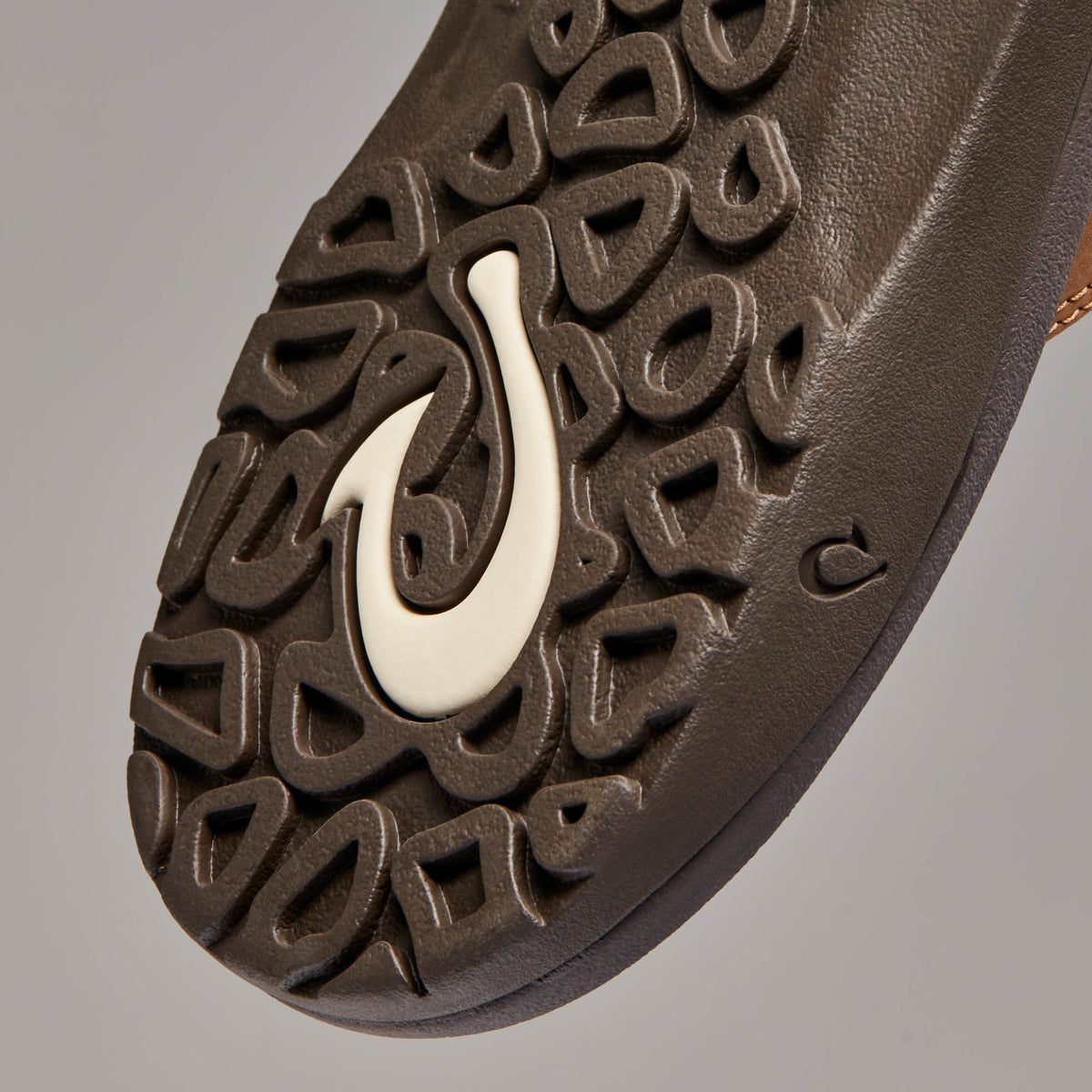 ‘Ohana Men's Best Selling Beach Sandals - Tan / Dark Java | OluKai Men
