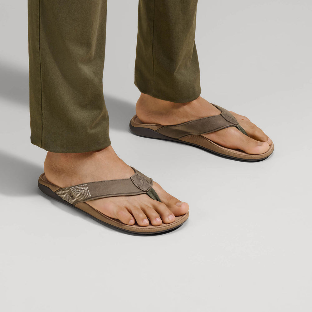 Tuahine Men's Waterproof Leather Beach Sandals - Hunter | OluKai Men