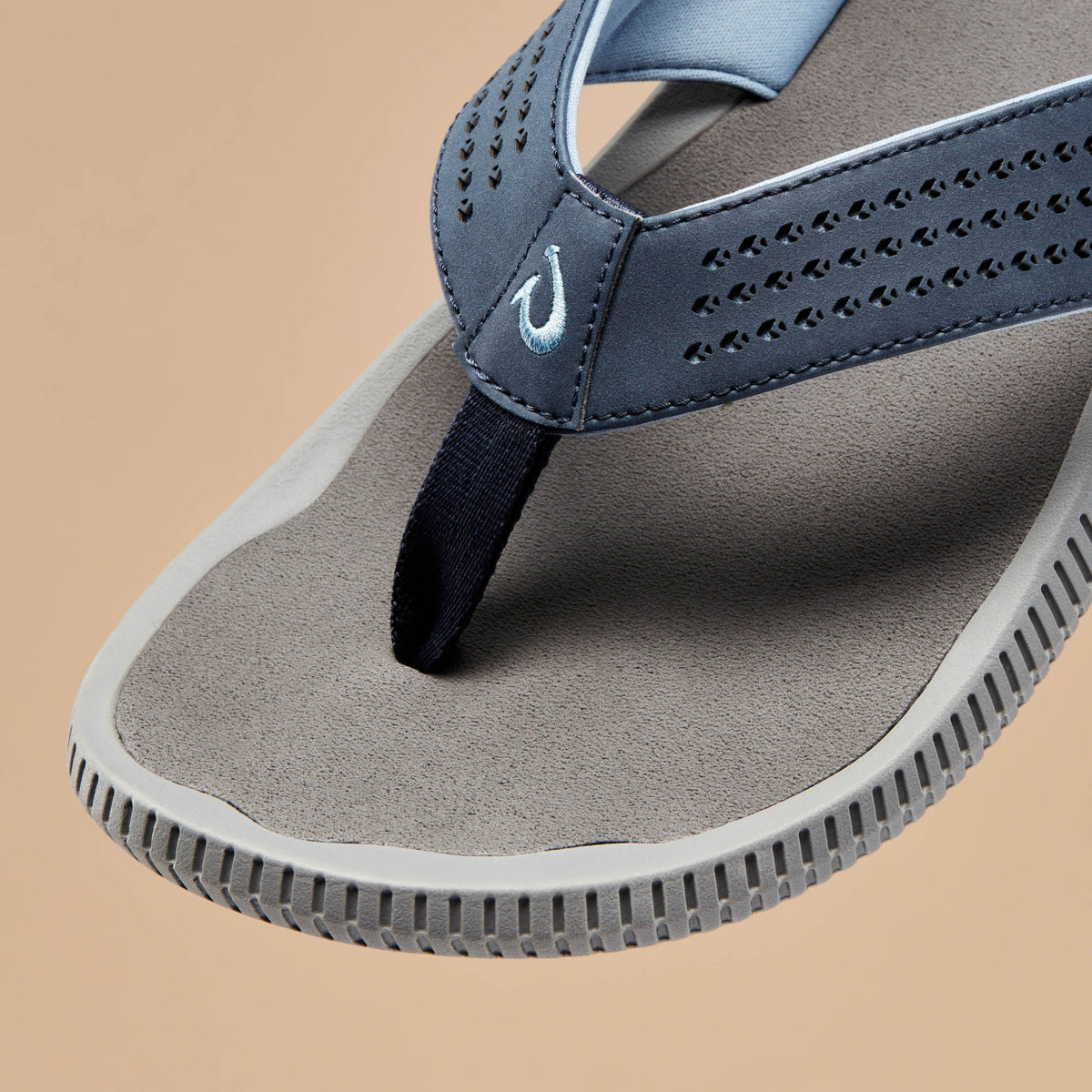 Ulele Men's Beach Sandals - Blue Depth / Charcoal | OluKai Men