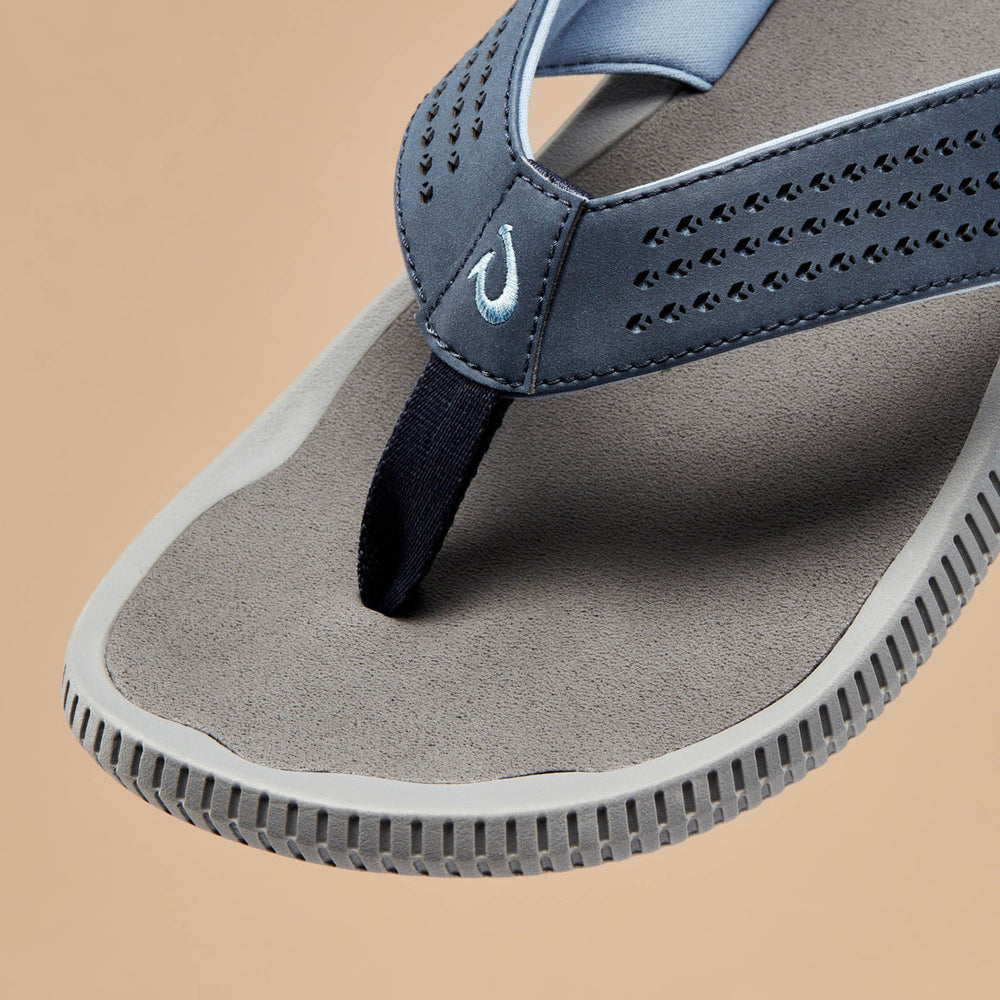 Ulele Men's Beach Sandals - Blue Depth / Charcoal | OluKai Men