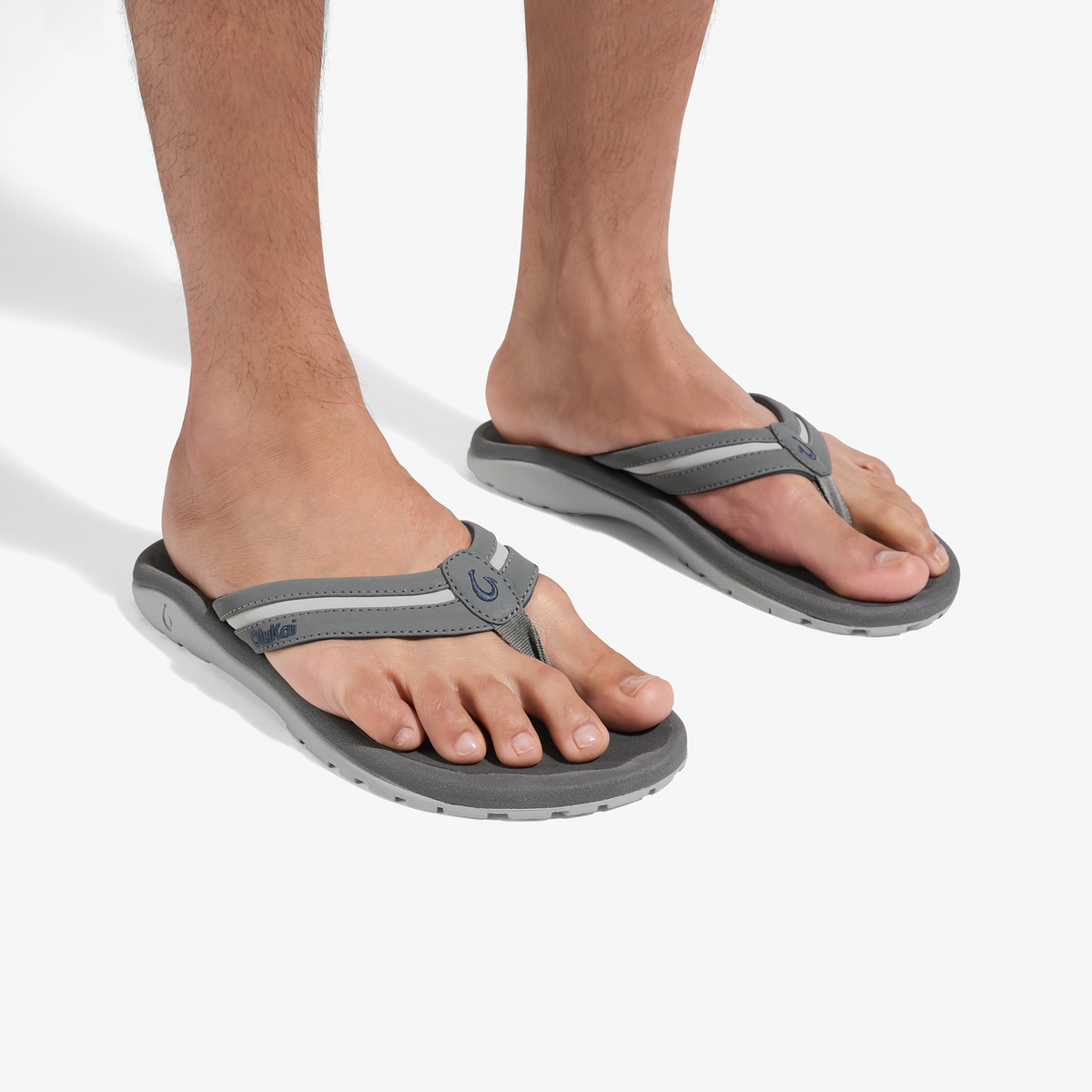 ʻOhana Palua - Cloud Grey / Rock | OluKai Men