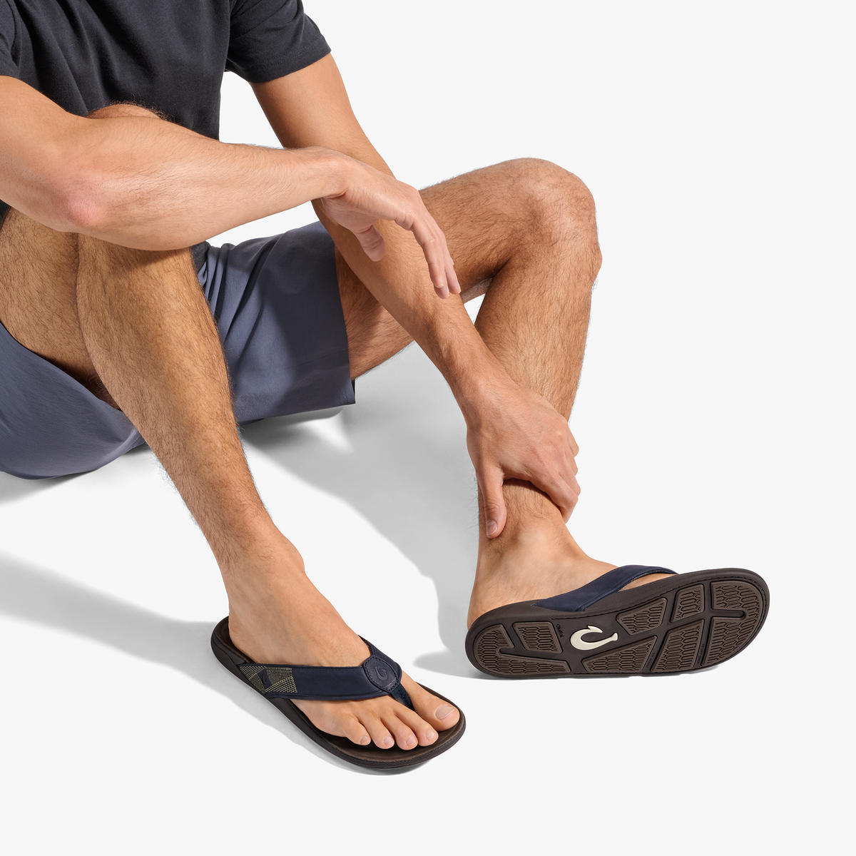 Tuahine Men's Waterproof Leather Beach Sandals - Trench Blue | OluKai Men