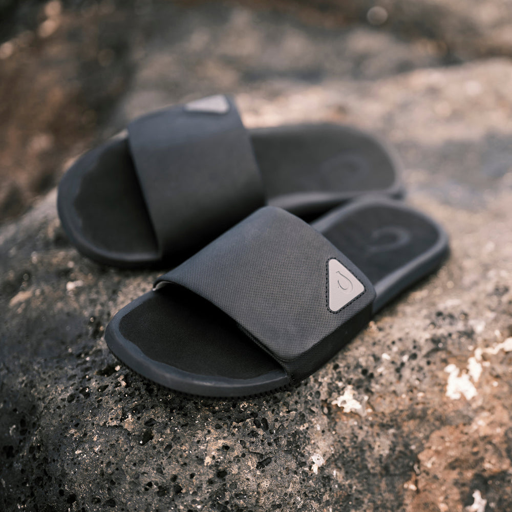 Ulele Slide - Lava Rock / Lava Rock | OluKai Men