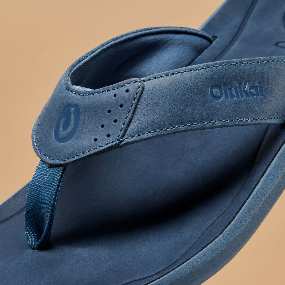 Pili Men’s Waterproof Leather Sandals - Blue Fog / Coastal Blue | OluKai Men