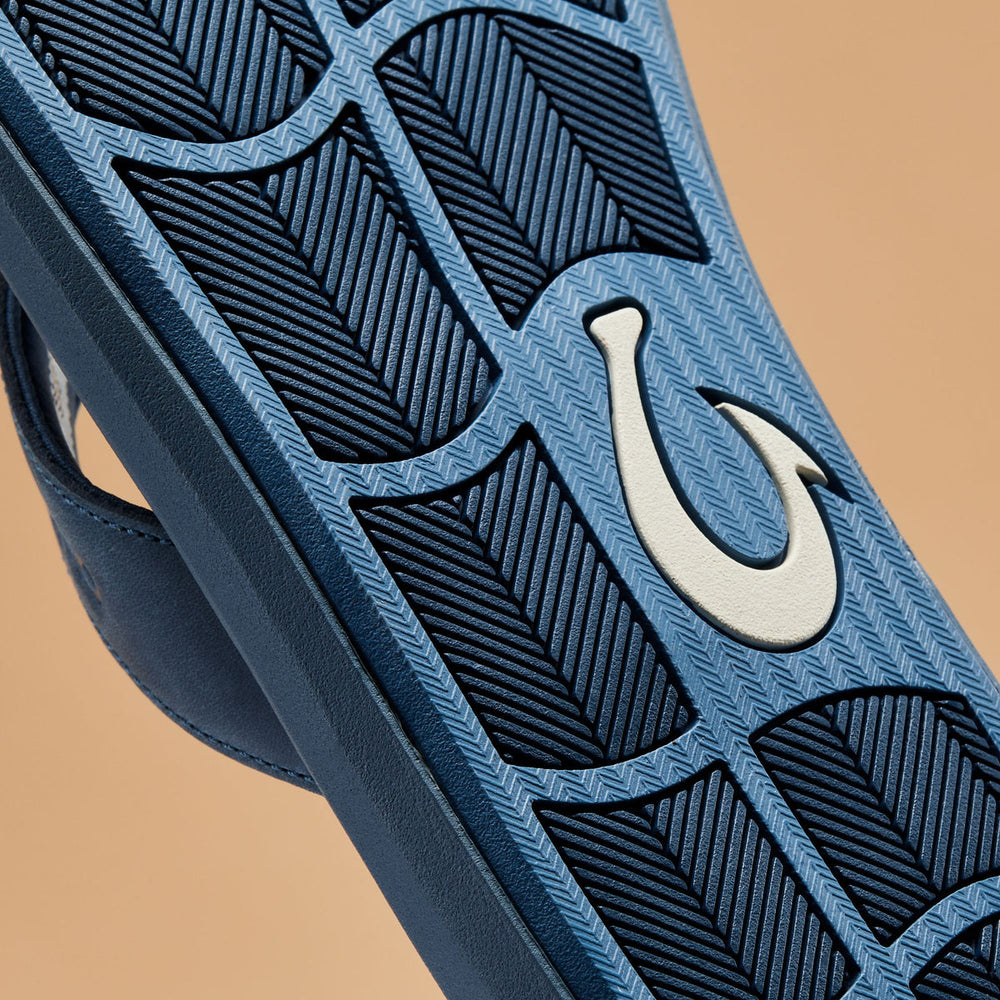 Pili Men’s Waterproof Leather Sandals - Blue Fog / Coastal Blue | OluKai Men