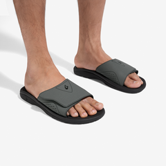 Nalu Slide - Rock / Black | OluKai Men