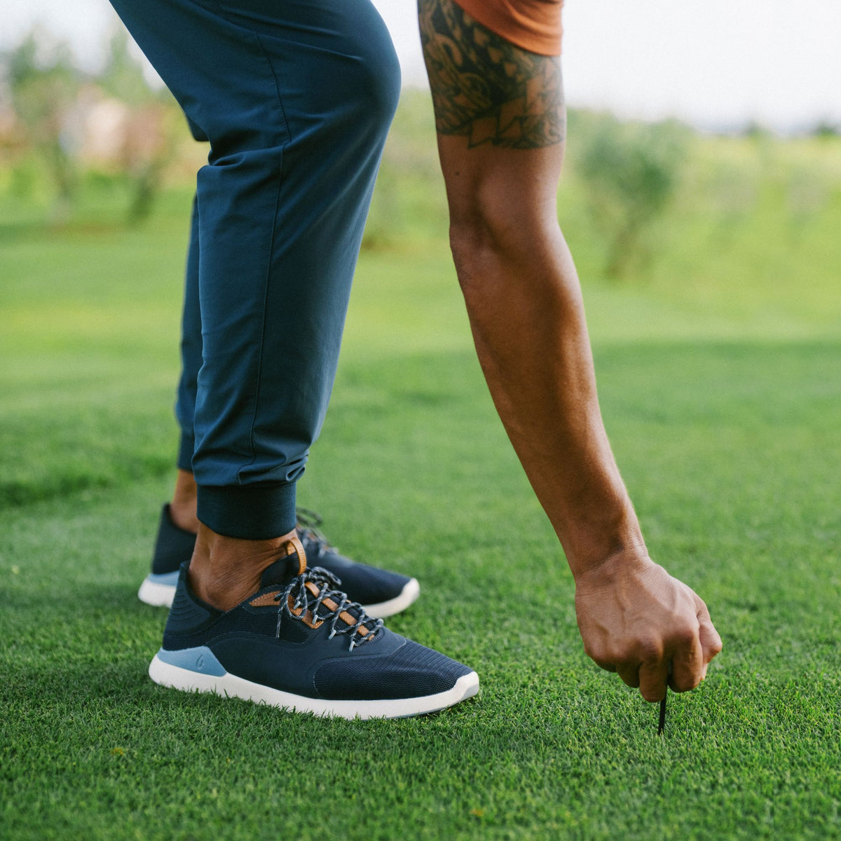 OluKai Kā‘anapali Men’s Golf Shoe - Trench Blue / Sea Ice | OluKai Men