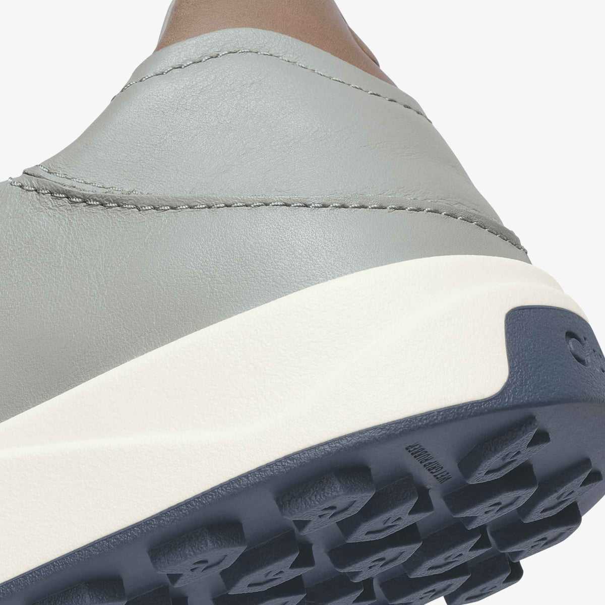 Wai‘alae - Grey Fog / Tan | OluKai Men
