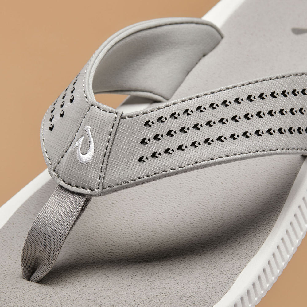 Ulele Golf Men’s Golf Sandals - Ash | OluKai Men