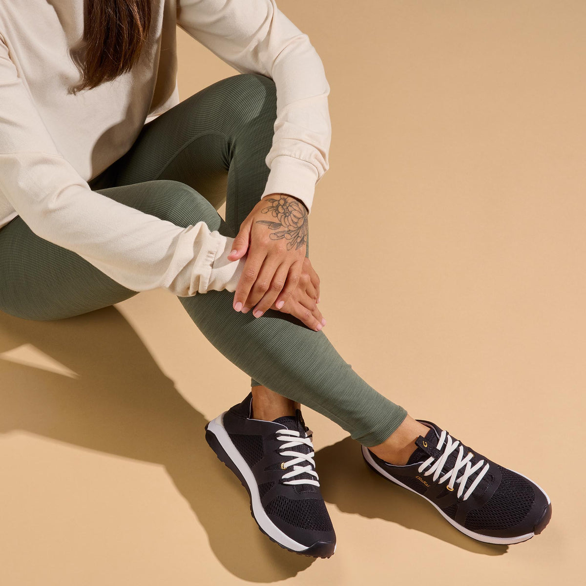 Huia Women’s Athleisure Shoes - Black | OluKai Women