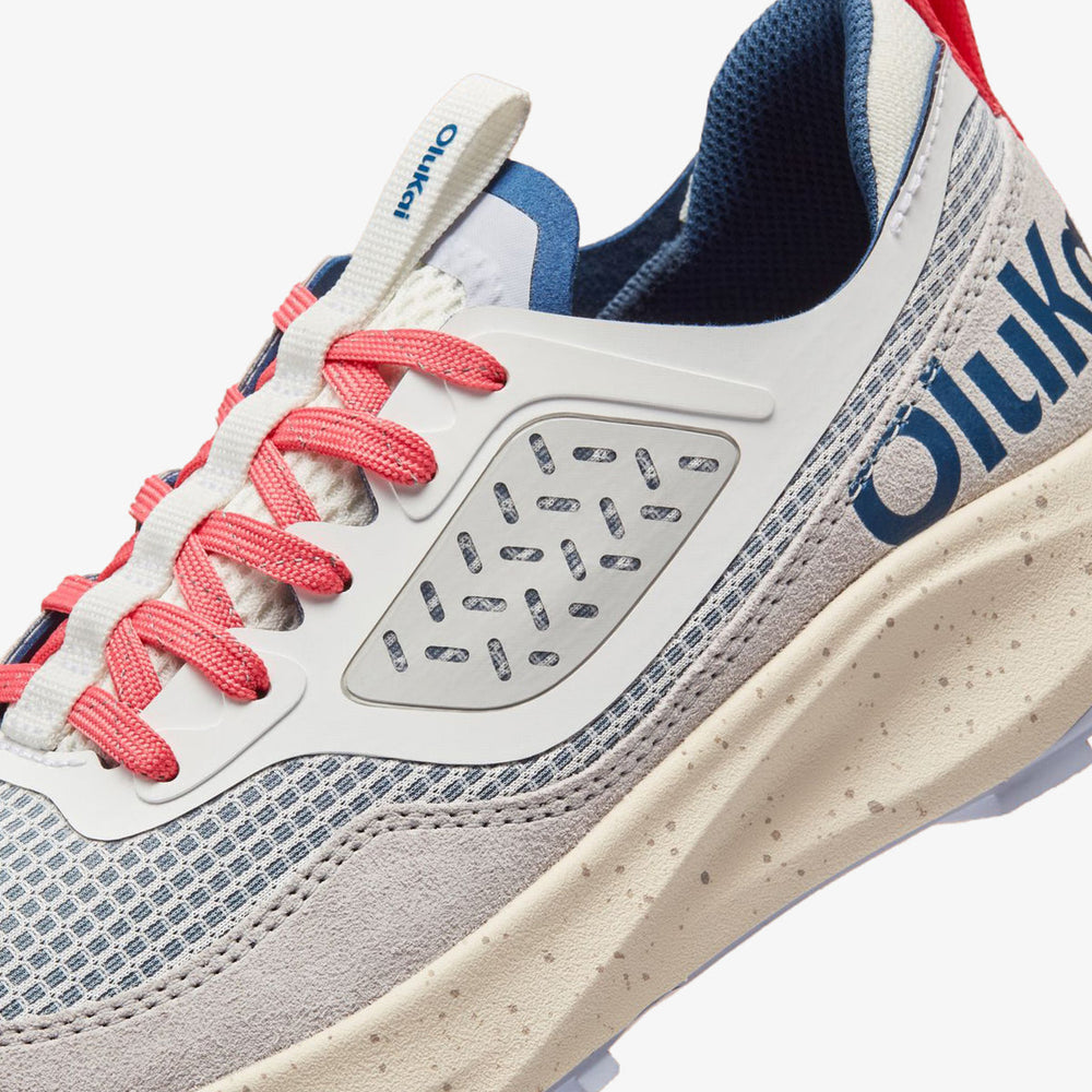 Makiki - Bright White / Coastal Blue | Olukai | OluKai Women