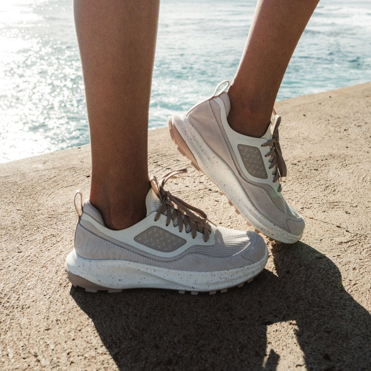 Makiki - White Sand / Tapa | OluKai Women