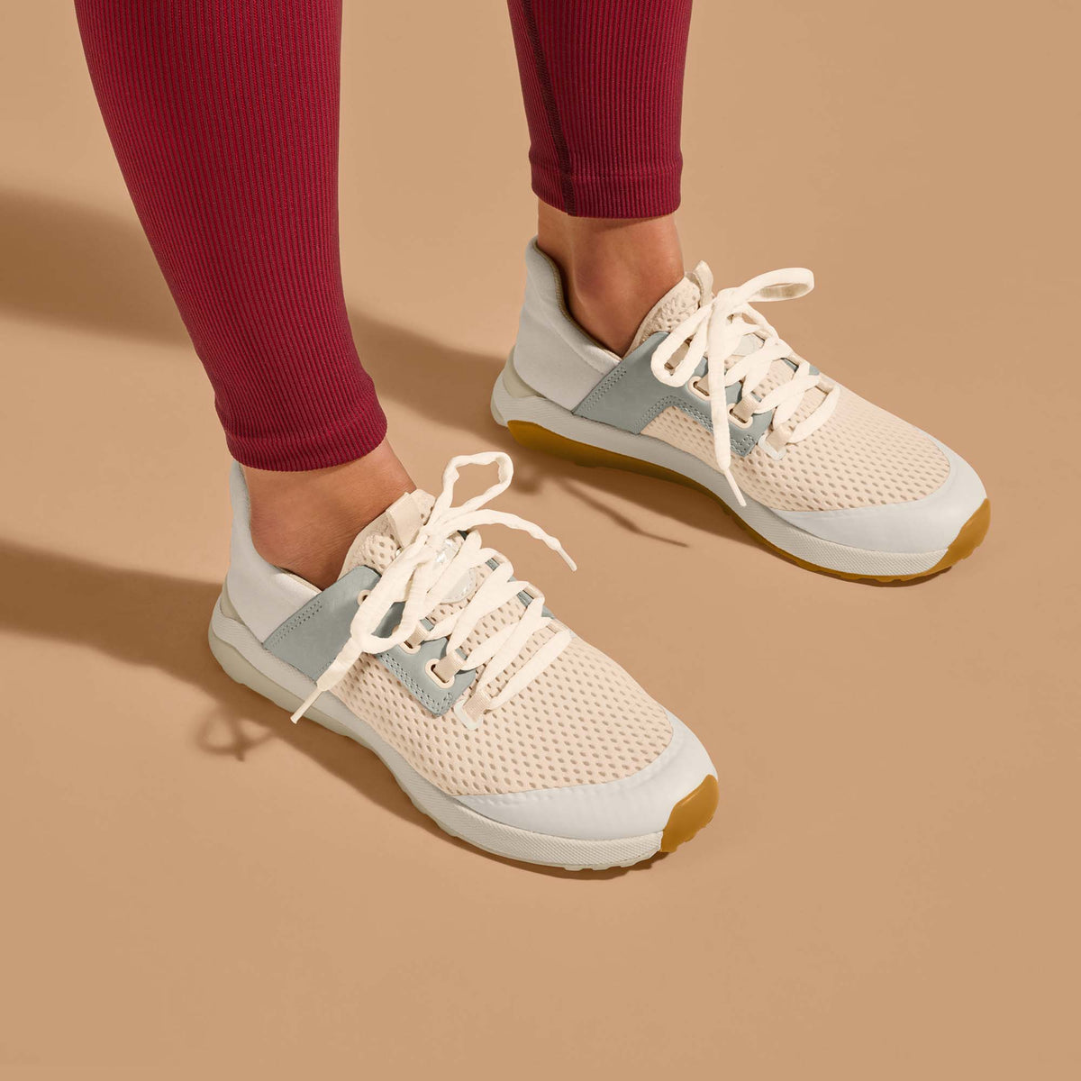 Wailuku Women’s Athletic Shoes - Off White | OluKai Women