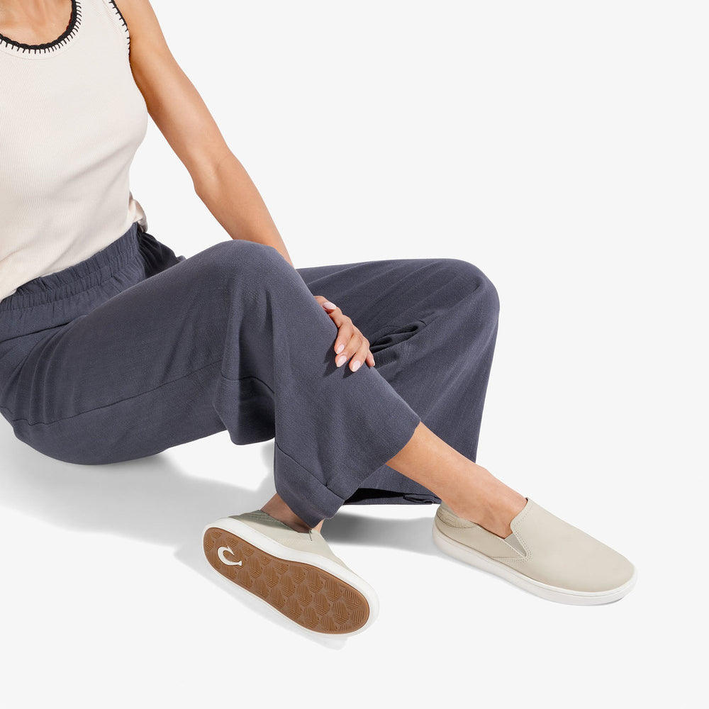 Pehuea Leather - Tapa / Ecru | OluKai Women