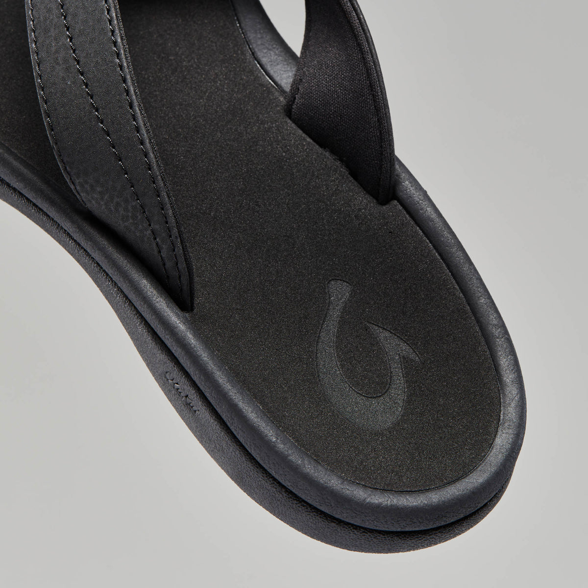 ‘Ohana Women's Best Selling Beach Sandals - Black | OluKai Women