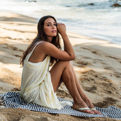 Hoʻopiʻo Hui - Bubbly / Sahara | OluKai Women