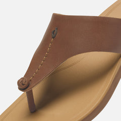 Hoʻopio Mele - Toffee / Warm Sand | OluKai Women