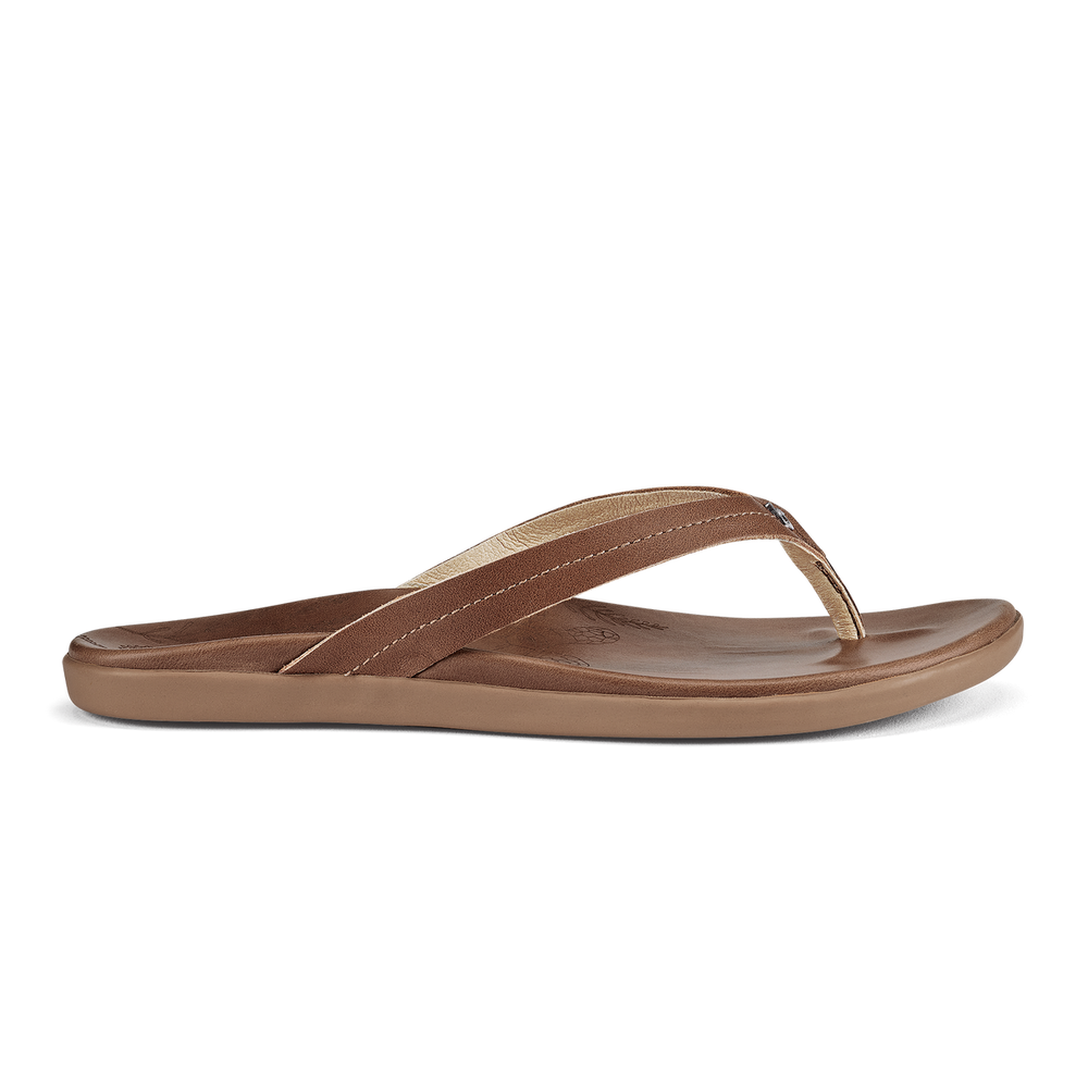 Honu Women’s Leather Beach Sandals - Tan | OluKai Women