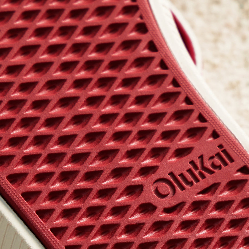 Ulele - Off White / Deep Red | OluKai Women
