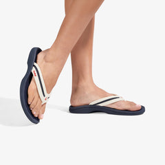 ʻOhana Palua - White Sand / Americana | OluKai Women