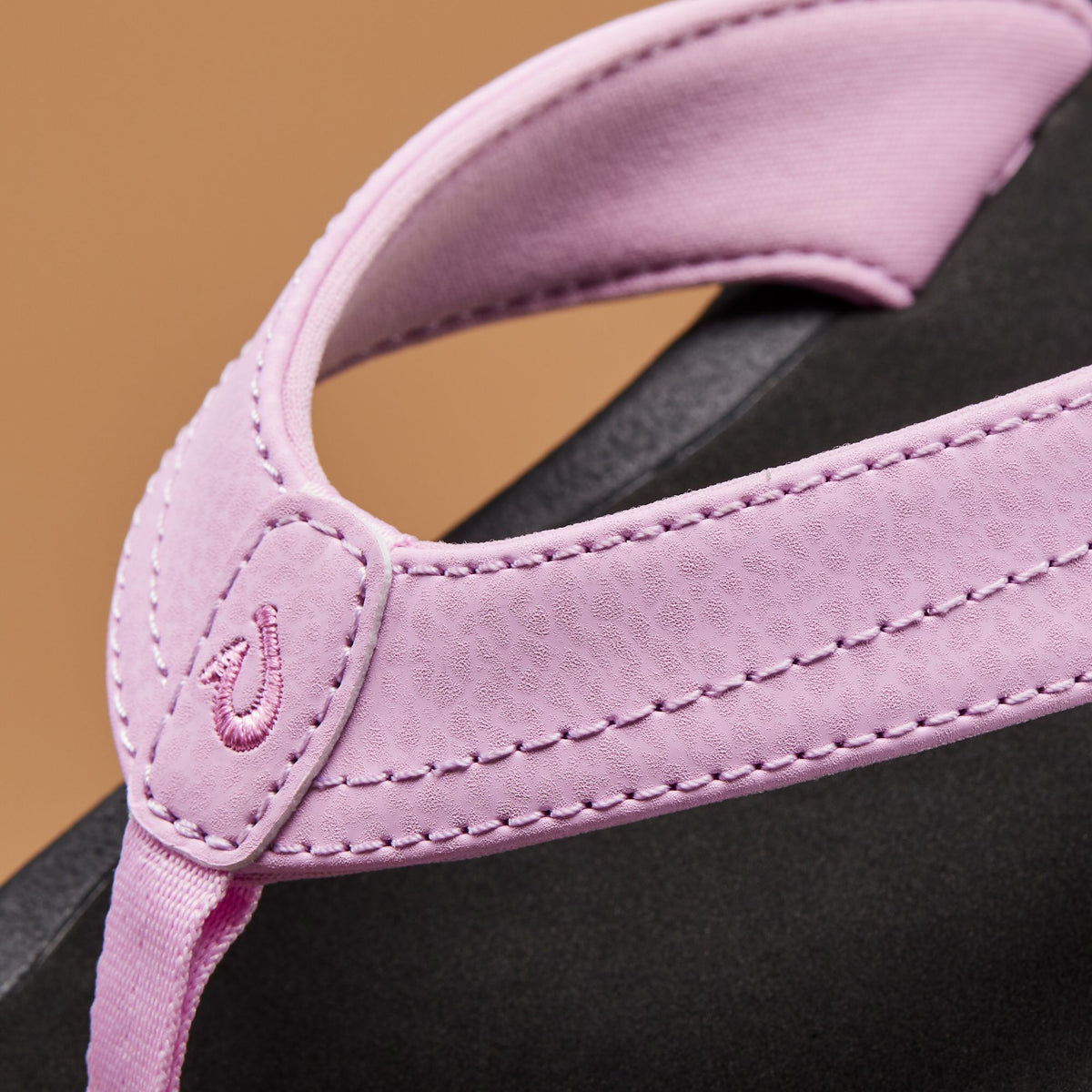 ‘Ohana Women's Beach Sandals - Paradise Pink / Lava Rock | OluKai Women