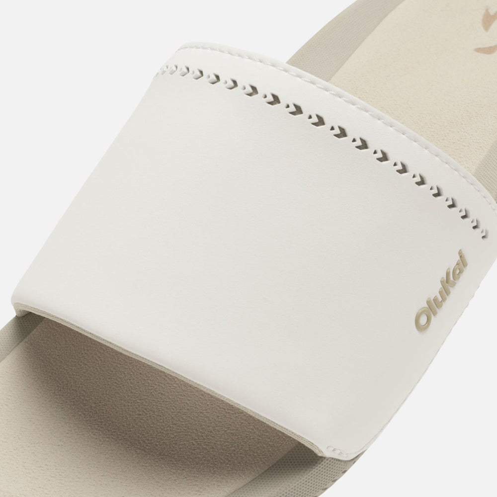 Ulele Slide - Bright White / Tapa | OluKai Women
