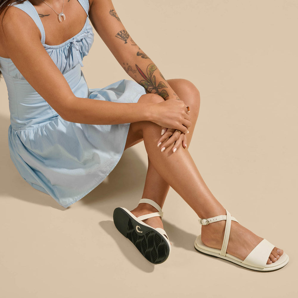 Tiare Wrap Women’s Leather Sandals - White Sand | OluKai Women