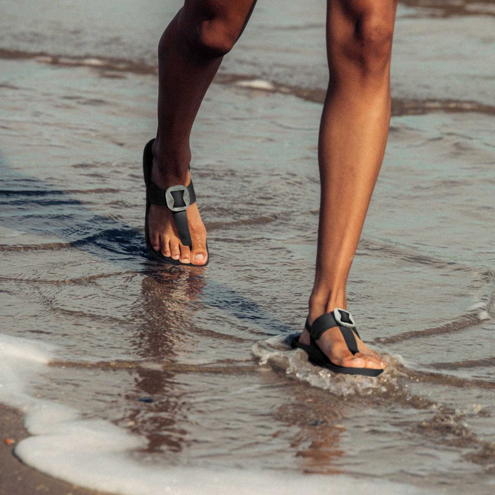 La‘i T-Bar Women’s Strappy Sandals - Lava Rock | OluKai Women