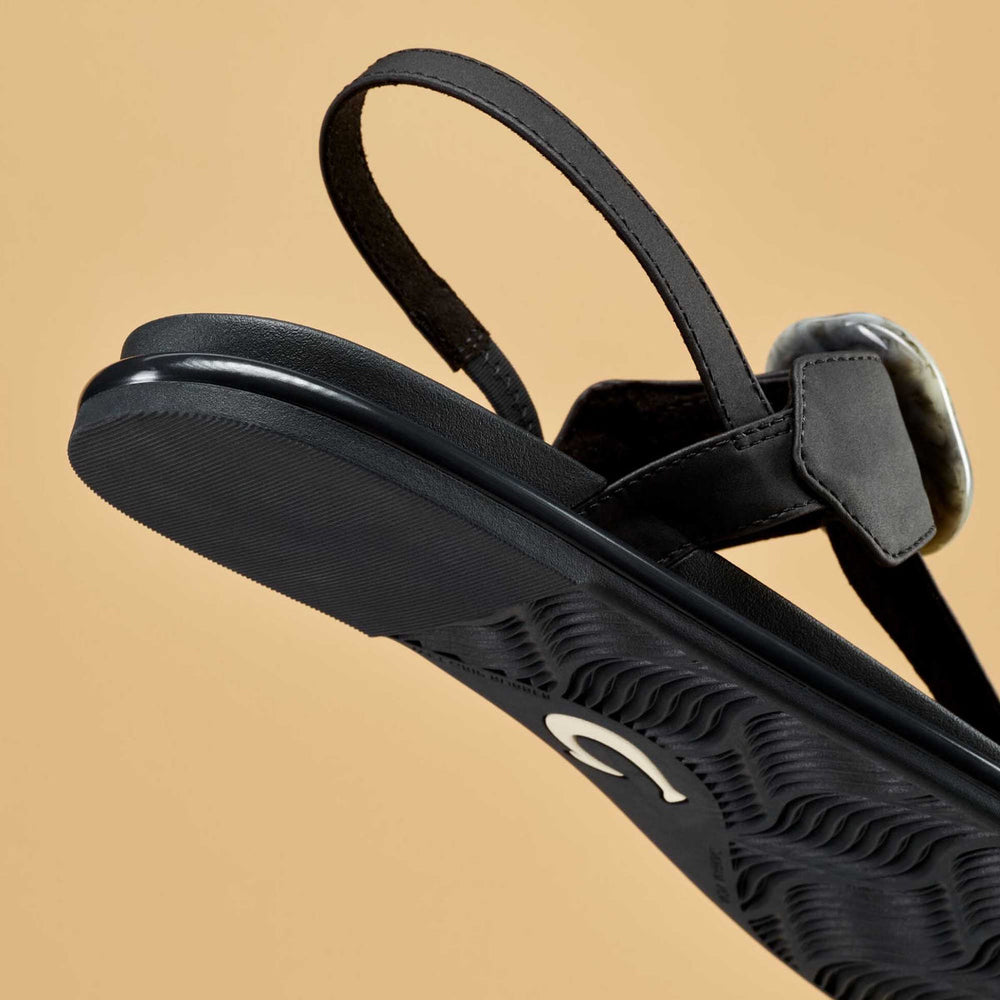 La‘i T-Bar Women’s Strappy Sandals - Lava Rock | OluKai Women