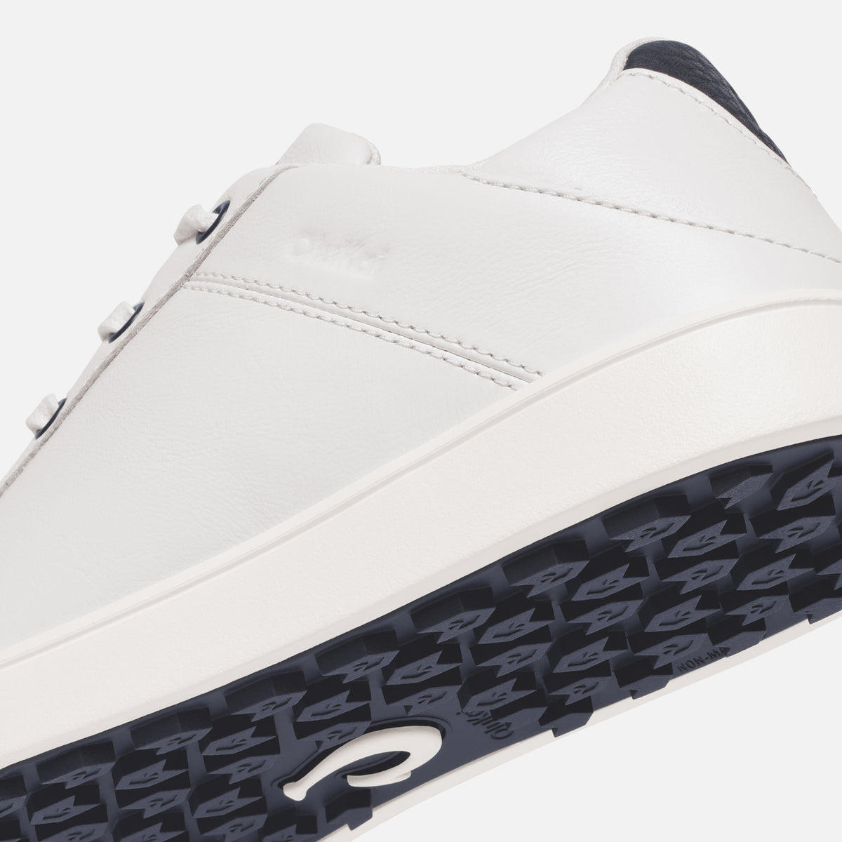 Puakea - Bright White / Trench Blue | OluKai Women