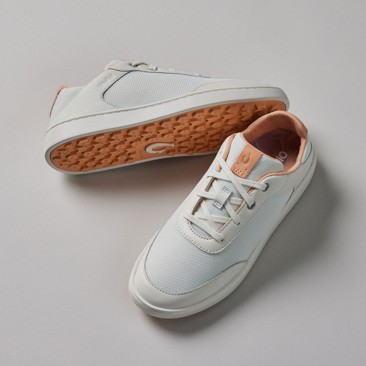 Puakea - White Sand / Tan | OluKai Women